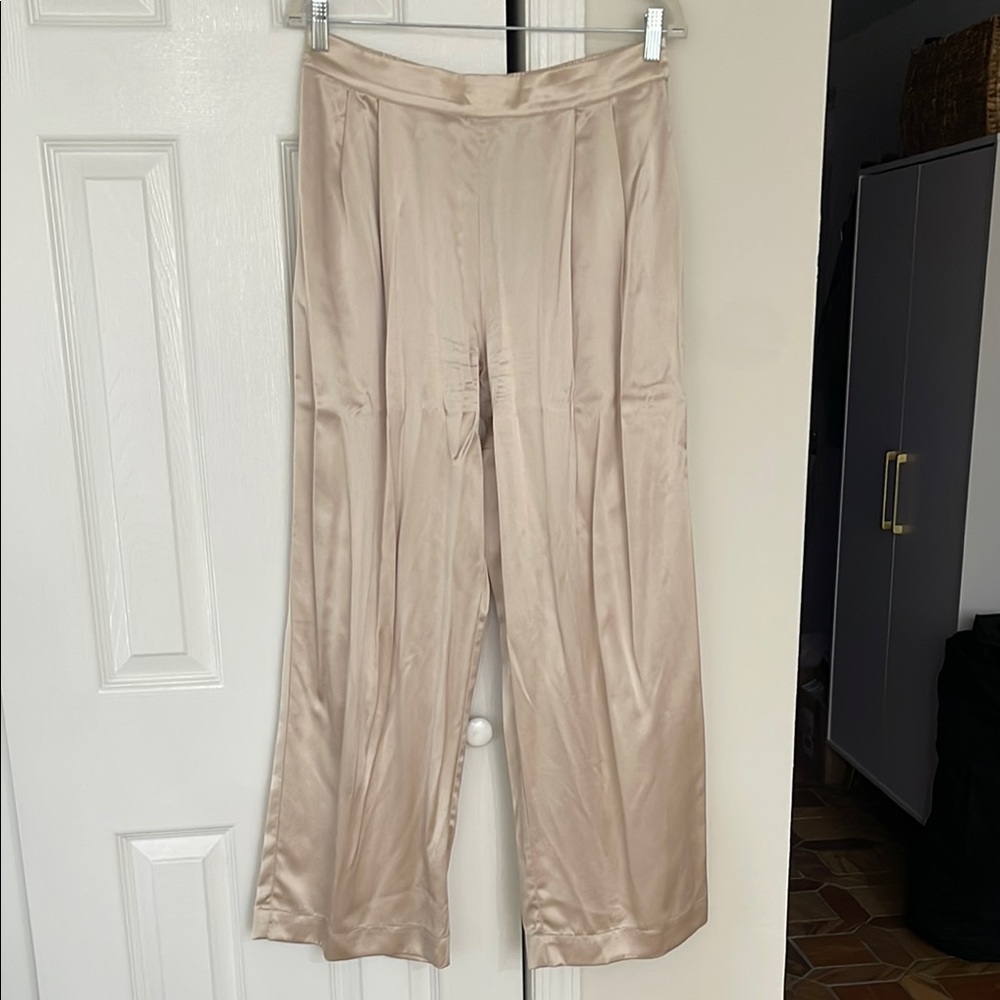 Velvet by Graham & Spencer 100% Silk wide leg pants